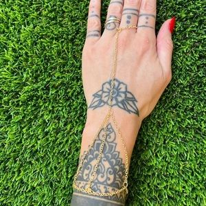 Gold hand chain ring and bracelet ✨♾️
